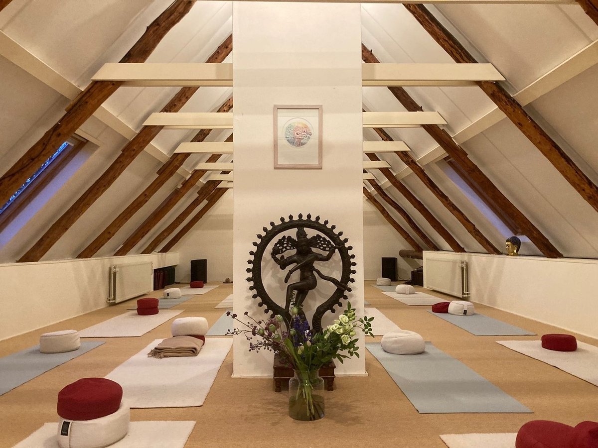 uTDGrVD4QMyRj8XDUEFj_Meditation_room_-_yoga